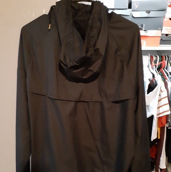 Nike windbreaker - Picture 2 of 4